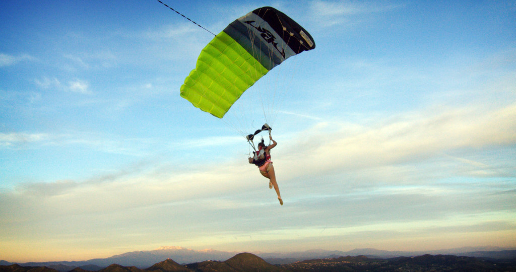 how a parachute works