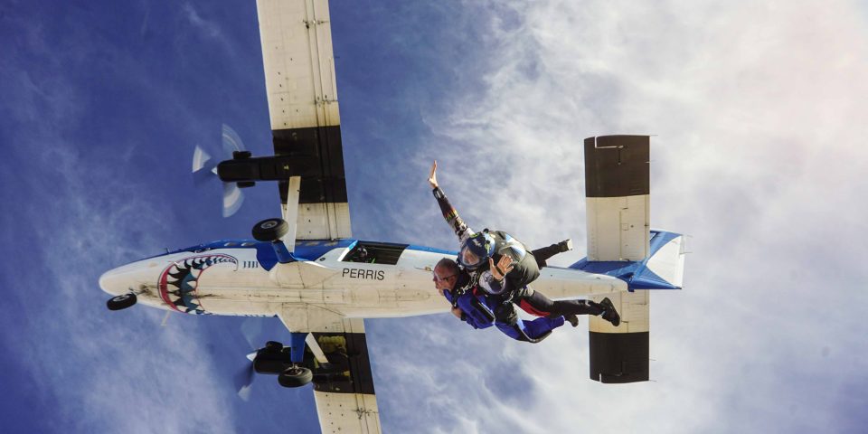 why is skydiving so expensive
