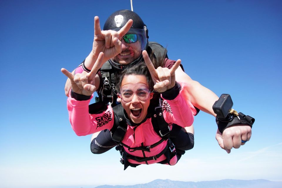 Tandem skydivers in freefall